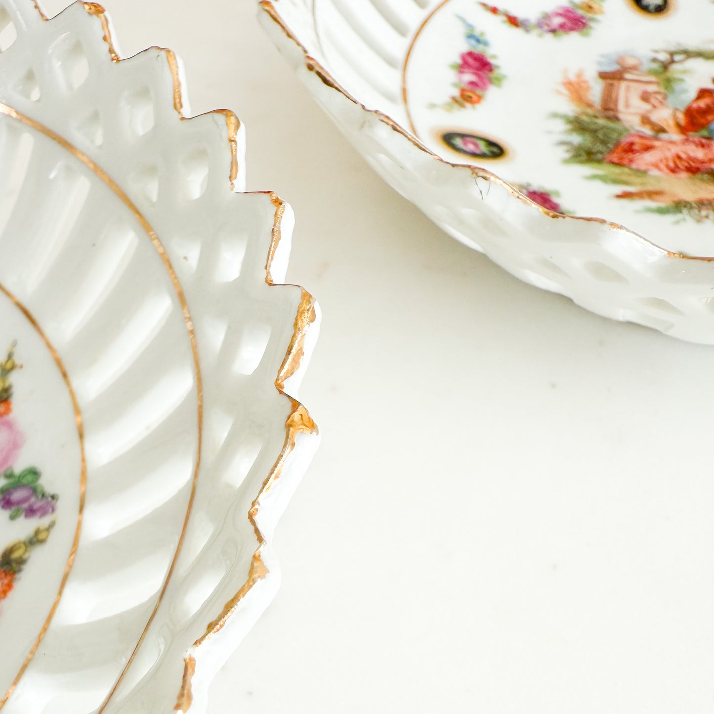 Shakespeare Lace Antique Jewelry Bowl - BelleStyle