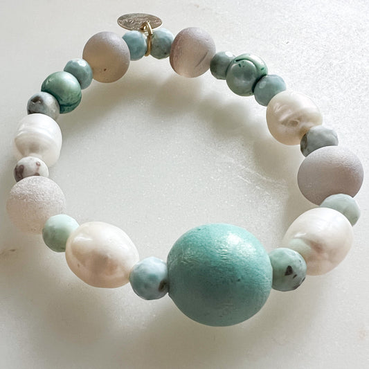 Larimar Turquoise Rosewood Sustainable Freshwater Pearl Bracelet - BelleStyle