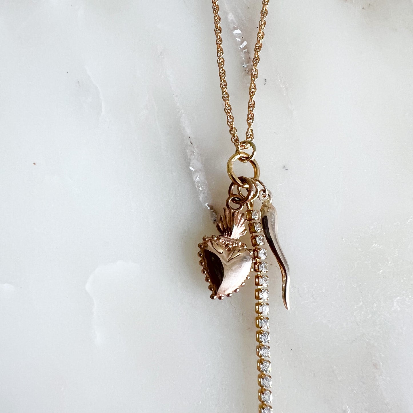 Classic Scared Heart Italian Horn Freshwater Pearl Charm Necklace