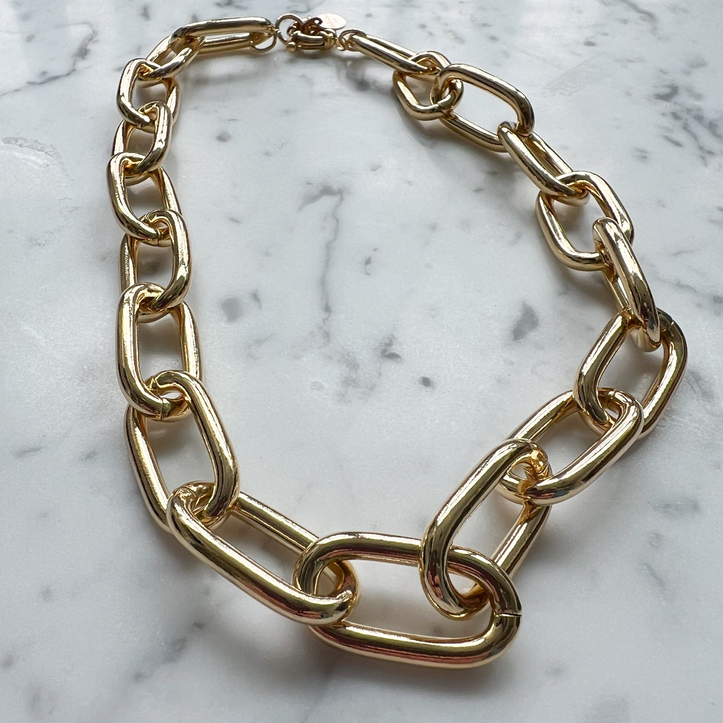 Jayne Thick Gold 18” Chain - BelleStyle