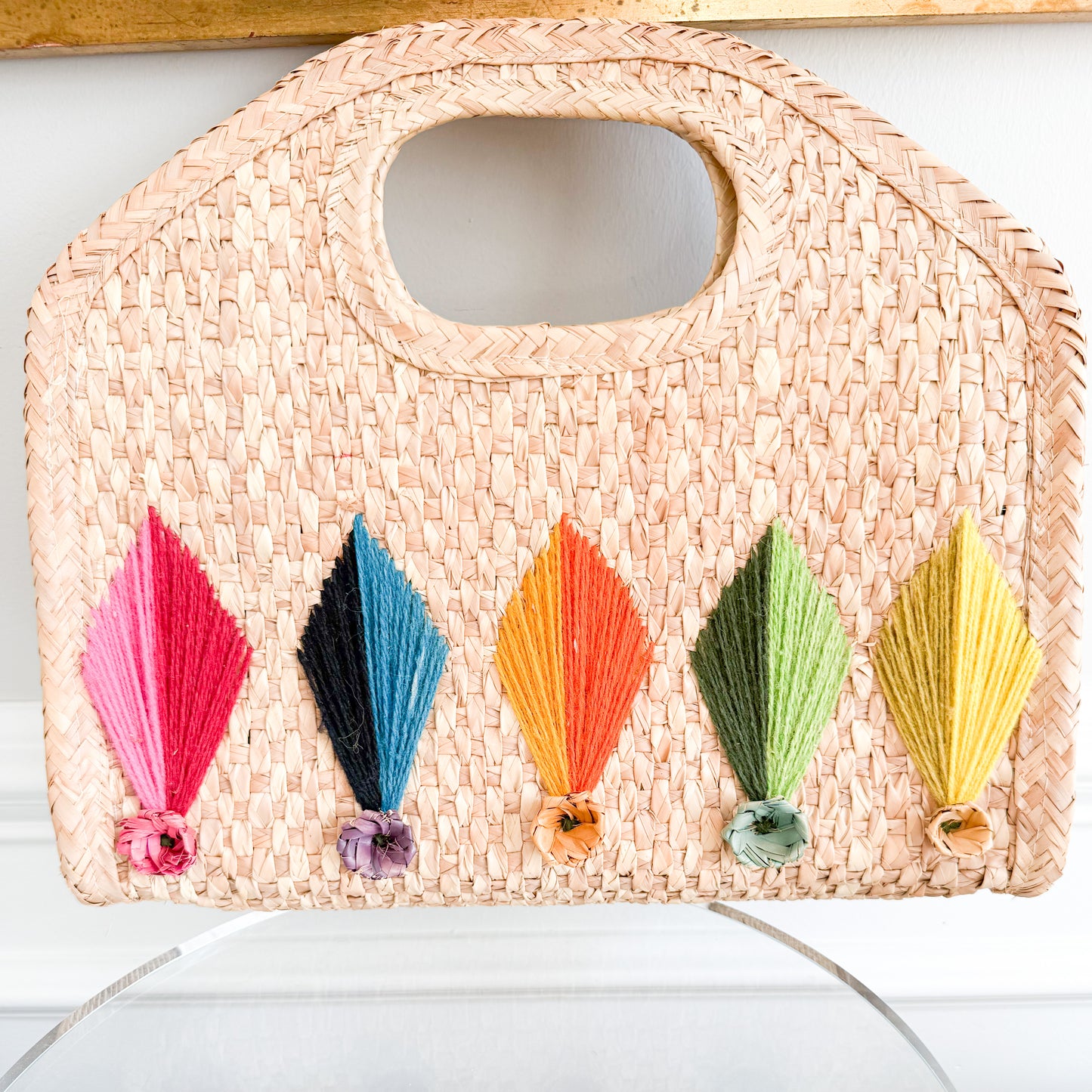 Maria Vintage 1970’s Straw Yarn Flower Handle Bag - BelleStyle