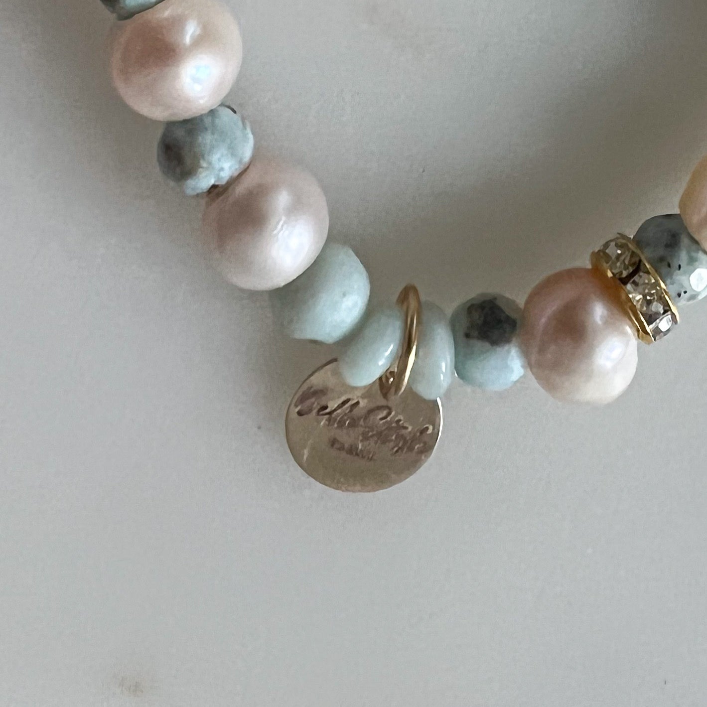 Larimar Blush Freshwater Pearl Bracelet - BelleStyle