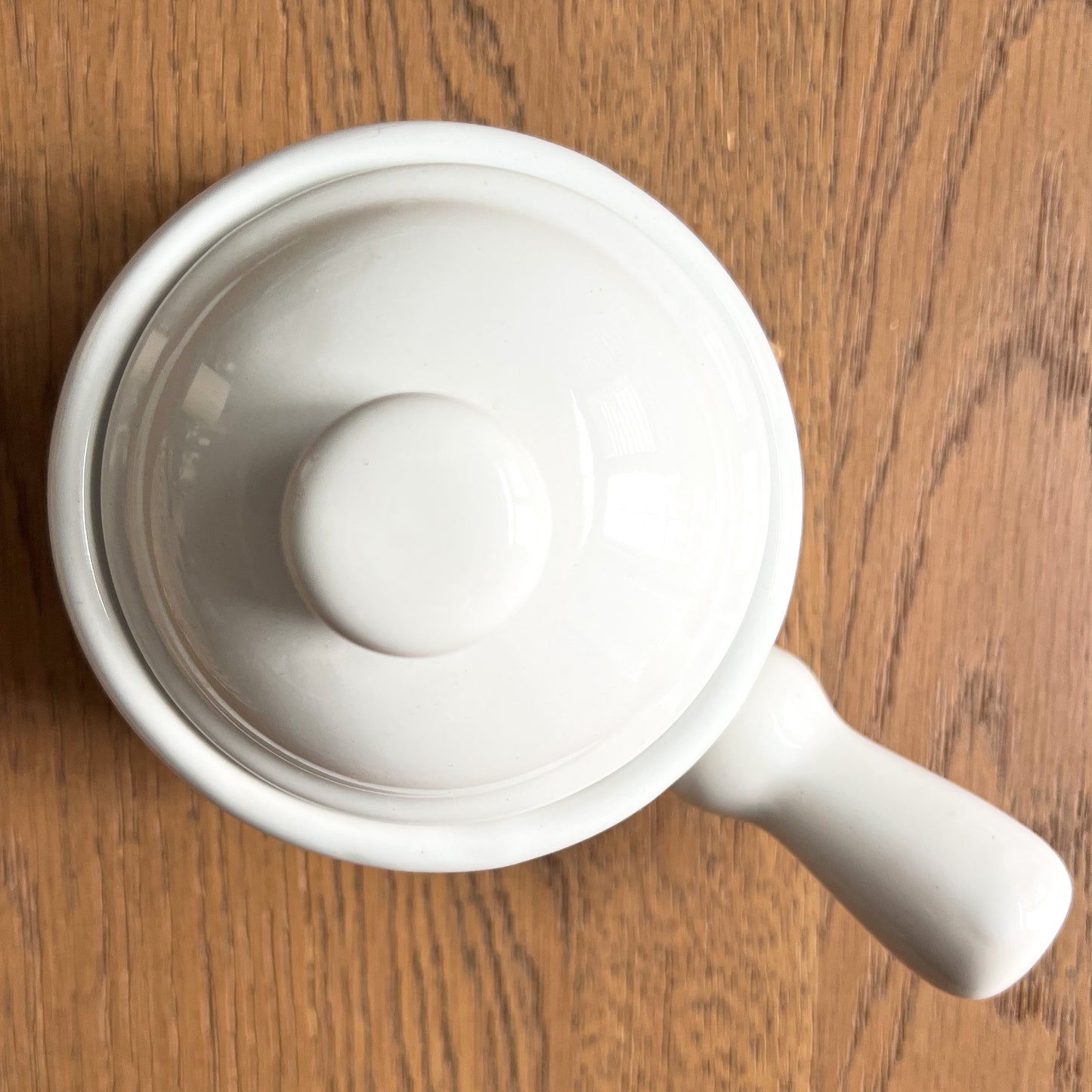 BelleStyle Vintage Small White Ceramic Croc Pot with Lid