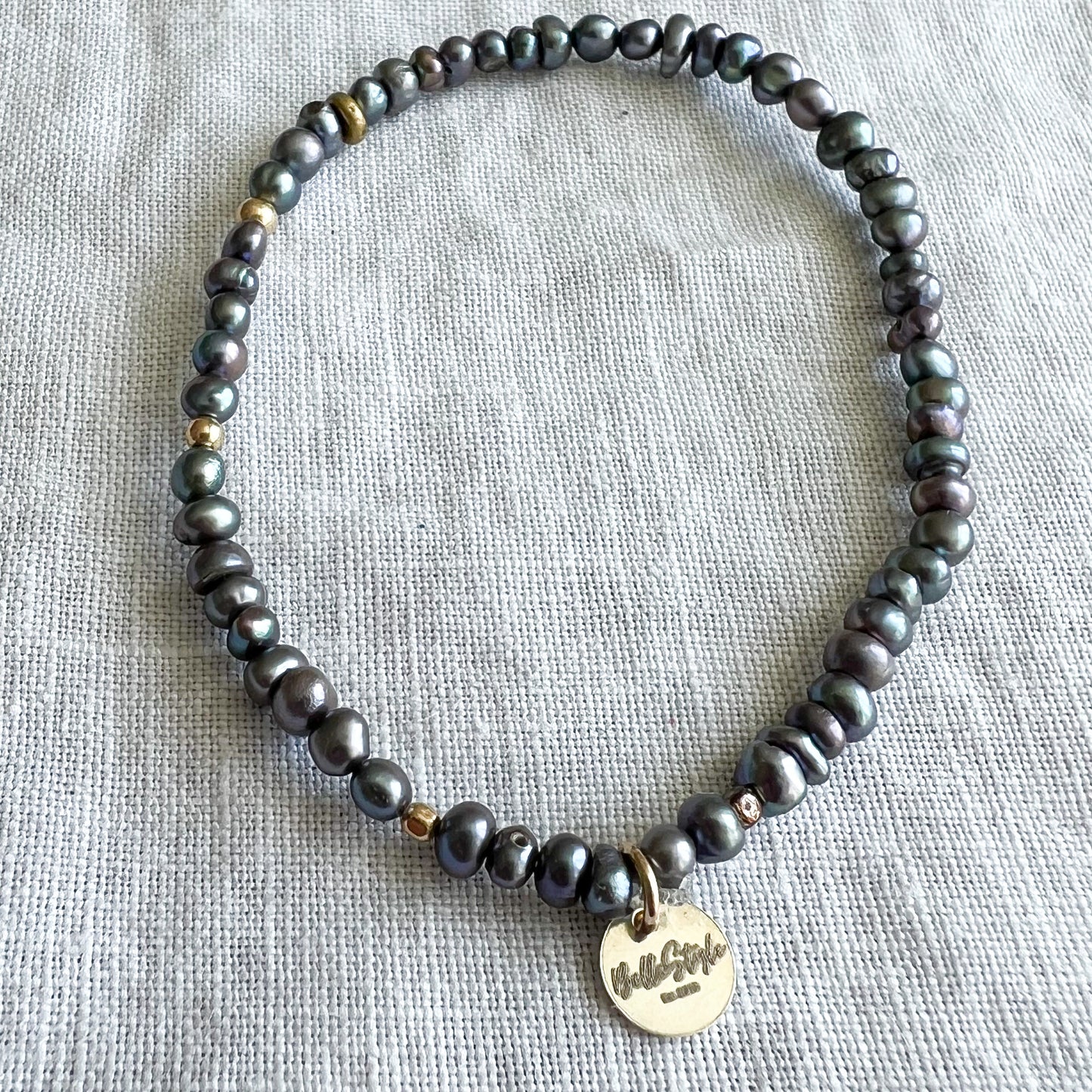 Mini Black Freshwater Pearl Bracelet - BelleStyle