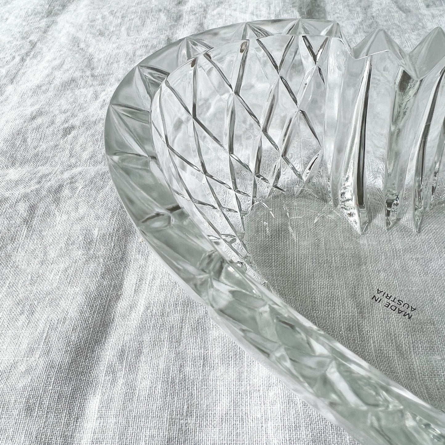 Vintage Austrian Crystal Heart Dish - BelleStyle