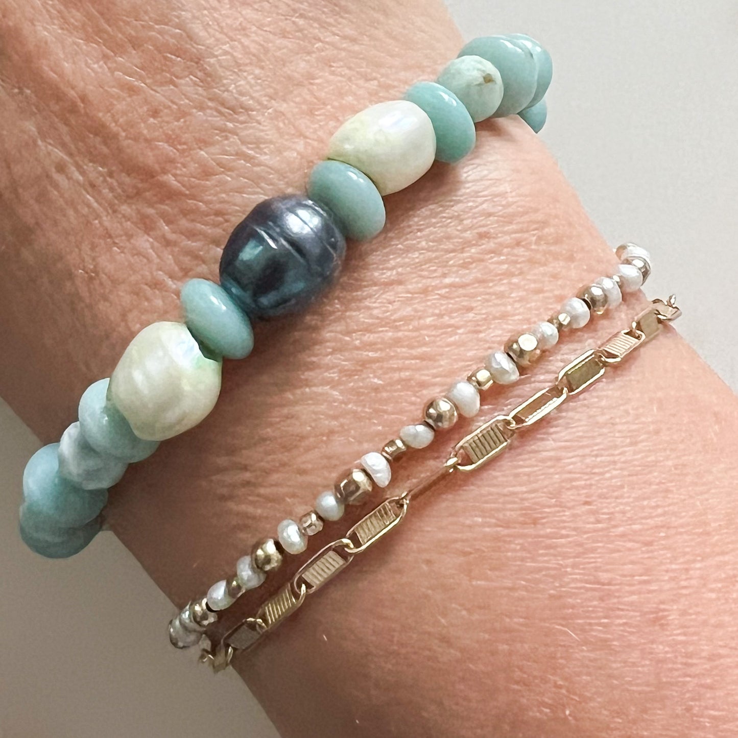 Larimar Black Freshwater Pearl Labradorite Bracelet - BelleStyle