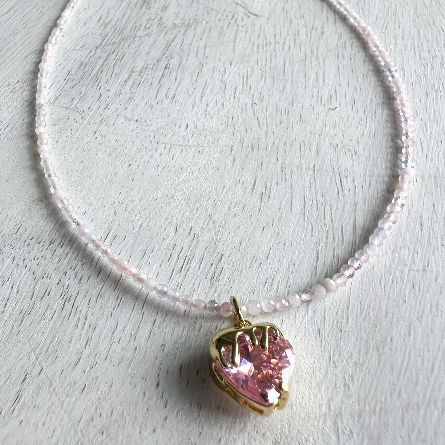 Drippy Strawberry Gold Charm Rose Quartz Necklace