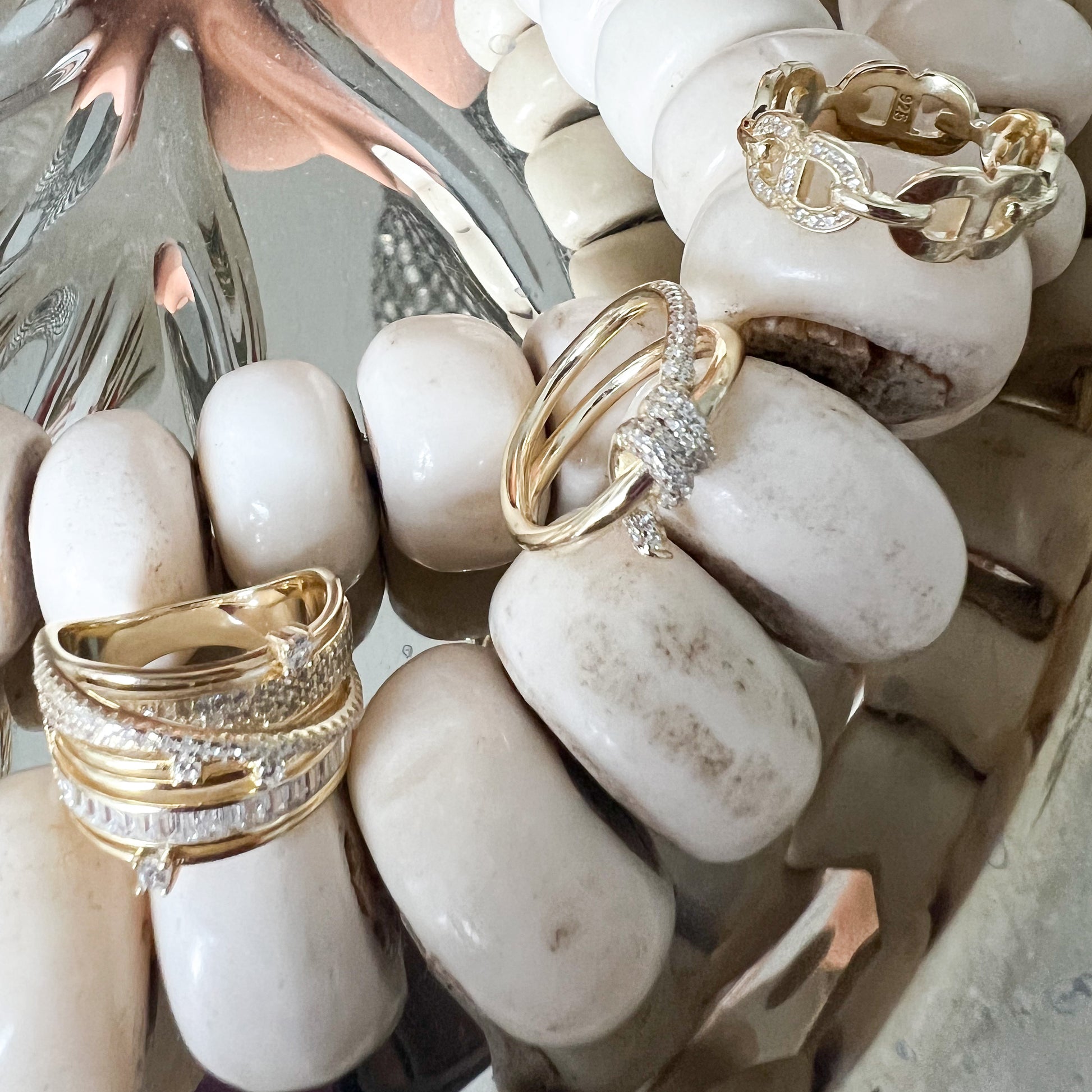 Rectangle Baguette Gold Curb Ring SIze 7 - BelleStyle