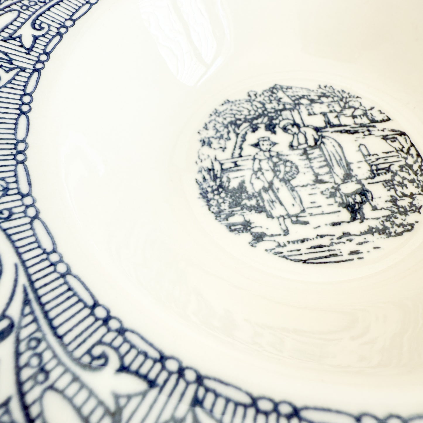 Shakespeare Country Homer Laughlin Blue Cream Vintage Bowl