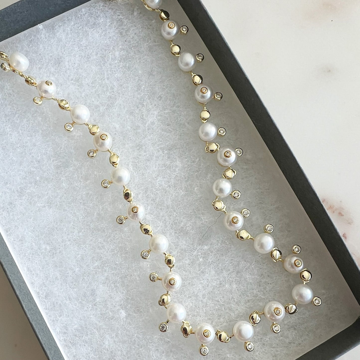 Victoria Freshwater Pearl Crystal Necklace - BelleStyle