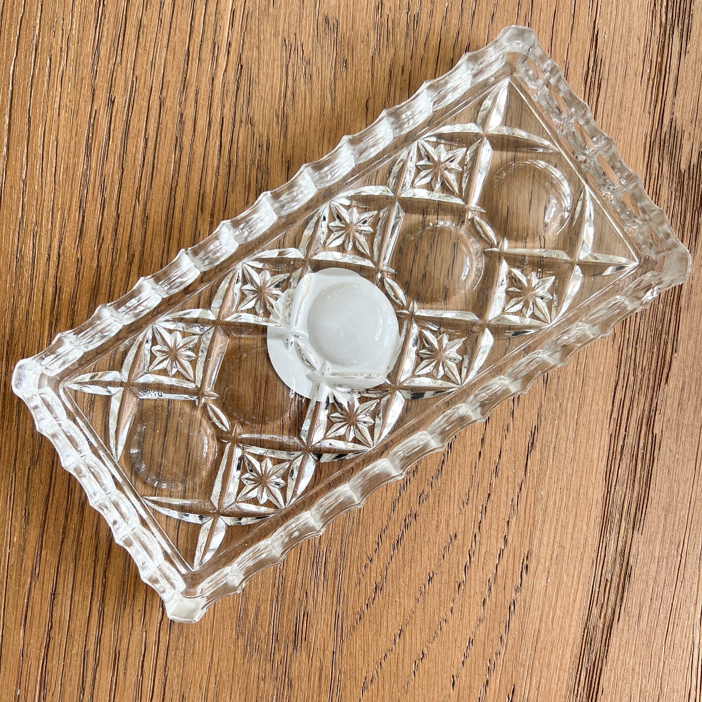 Roanne Vintage Crystal Jewelry Dish - BelleStyle