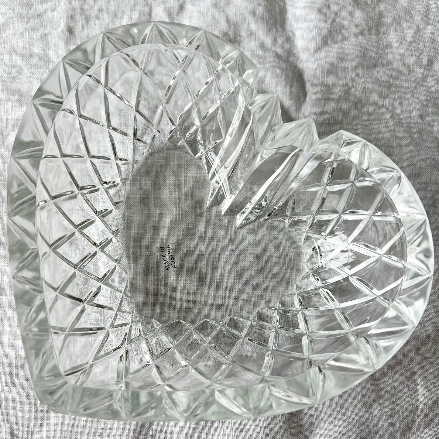 Vintage Austrian Crystal Heart Dish - BelleStyle