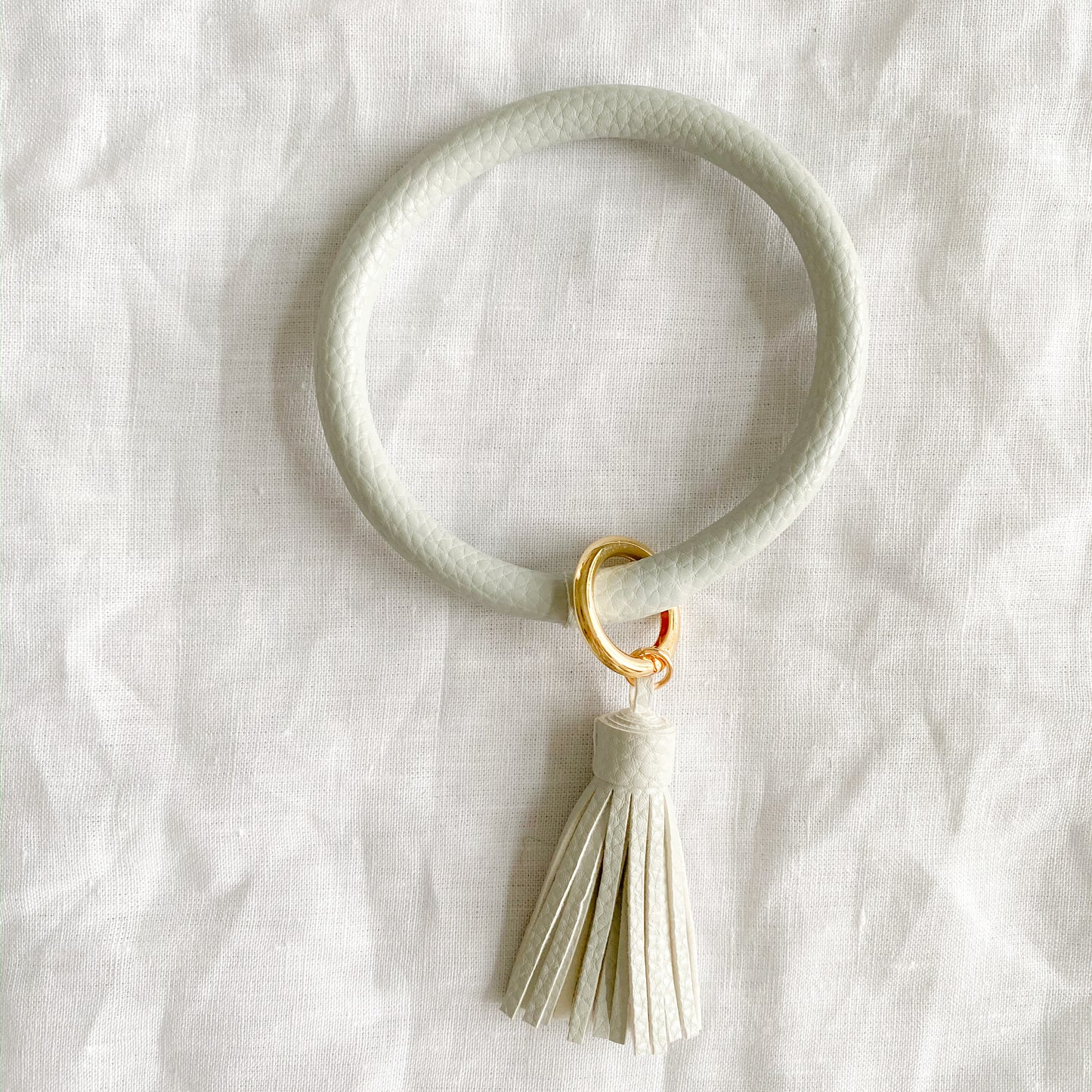 Vegan Tassel Keychain Bracelet - BelleStyle