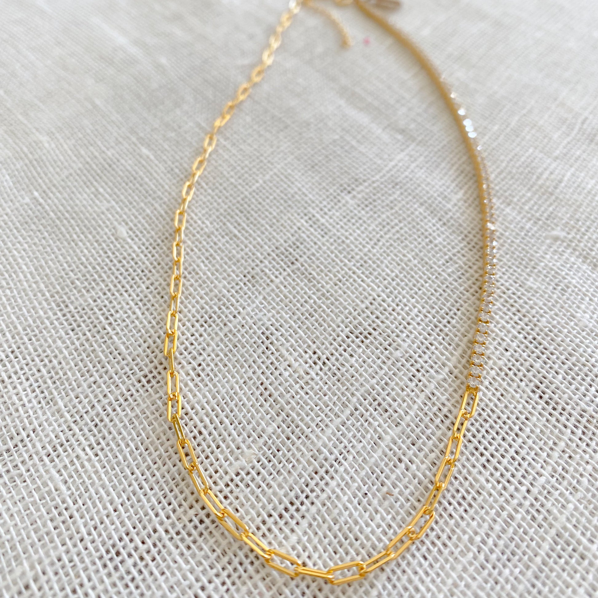 Perrier Rhinestone Necklace Media - BelleStyle