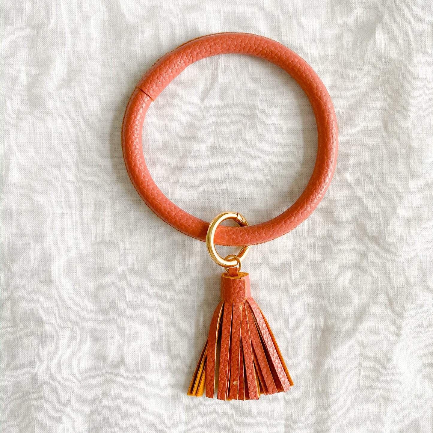Vegan Tassel Keychain Bracelet - BelleStyle
