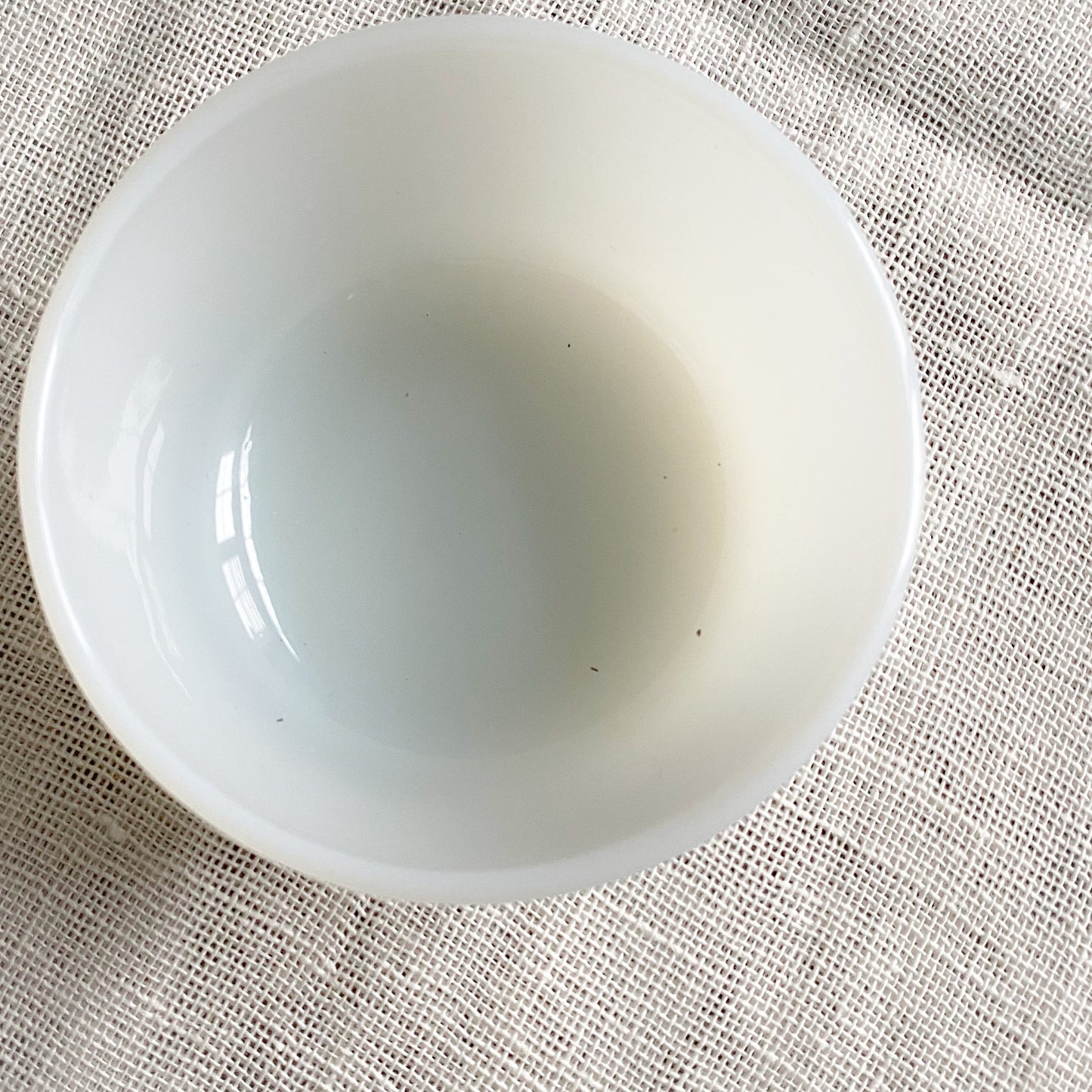 Harley Sustainable Vintage Milk Glass Jewelry Dish - Bellestyle