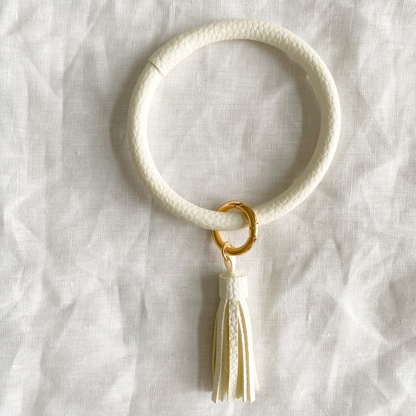 Vegan Tassel Keychain Bracelet - BelleStyle