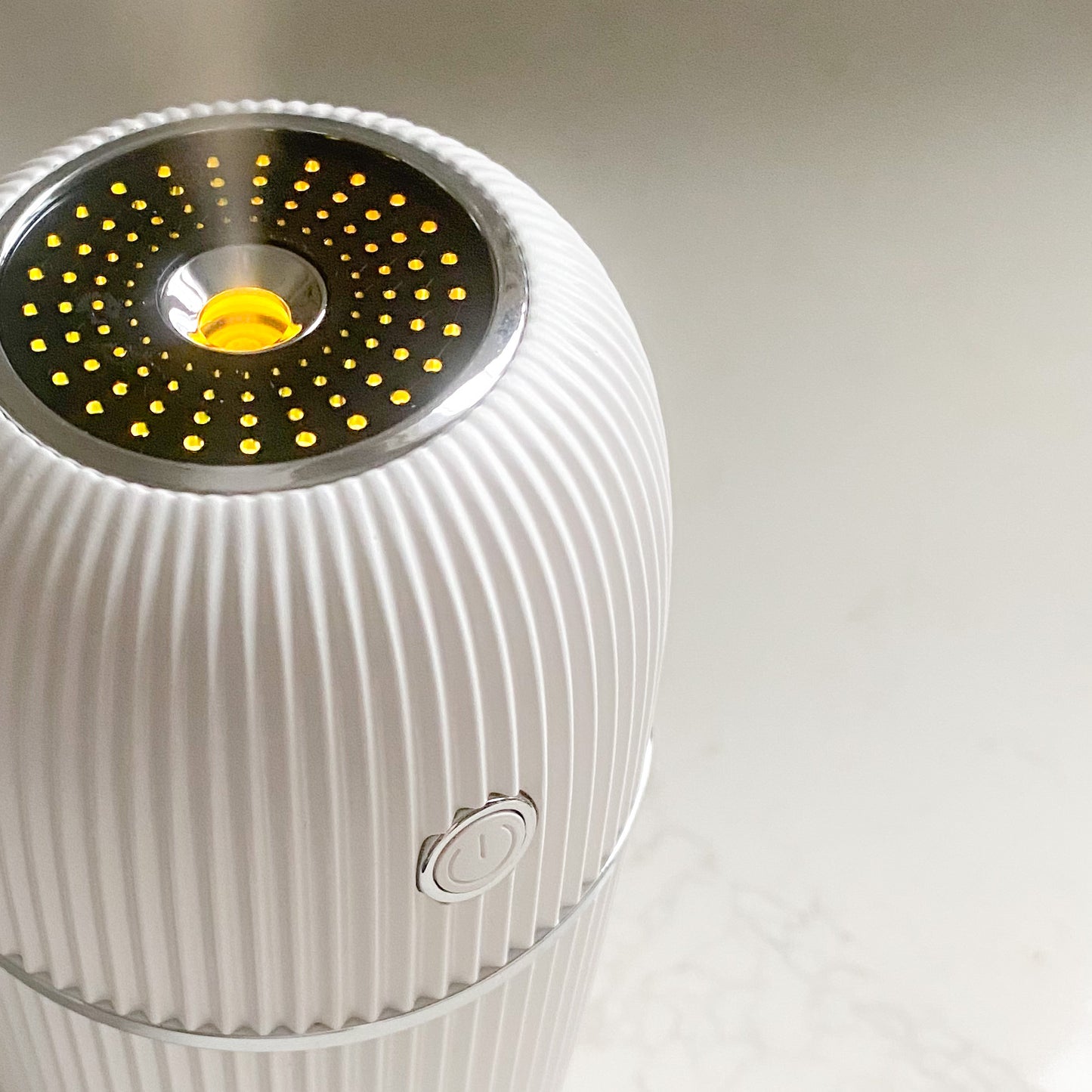Mini White Diffuser Humidifier - Bellestyle