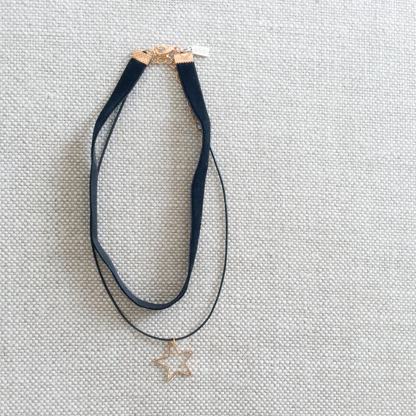 Star Choker Necklace - BelleStyle