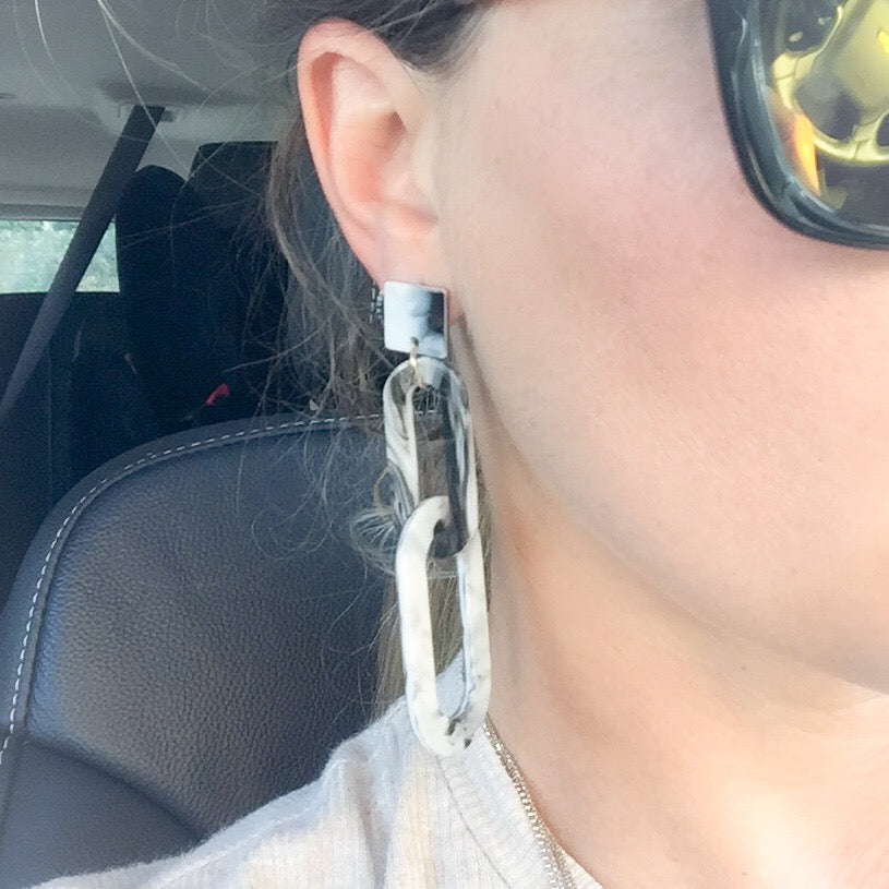 Walker Earrings - BelleStyle