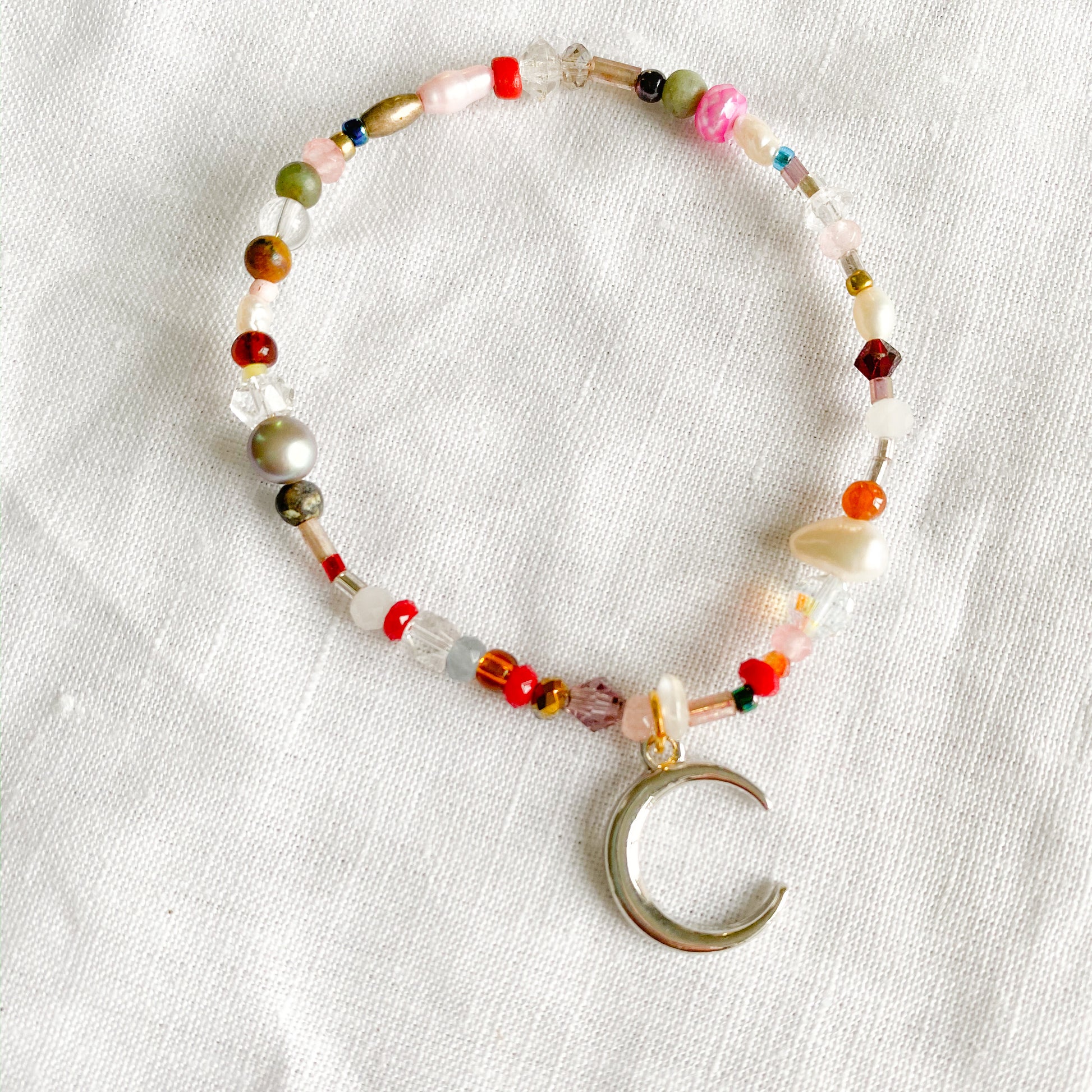 Crescent Moon Bracelet - BelleStyle