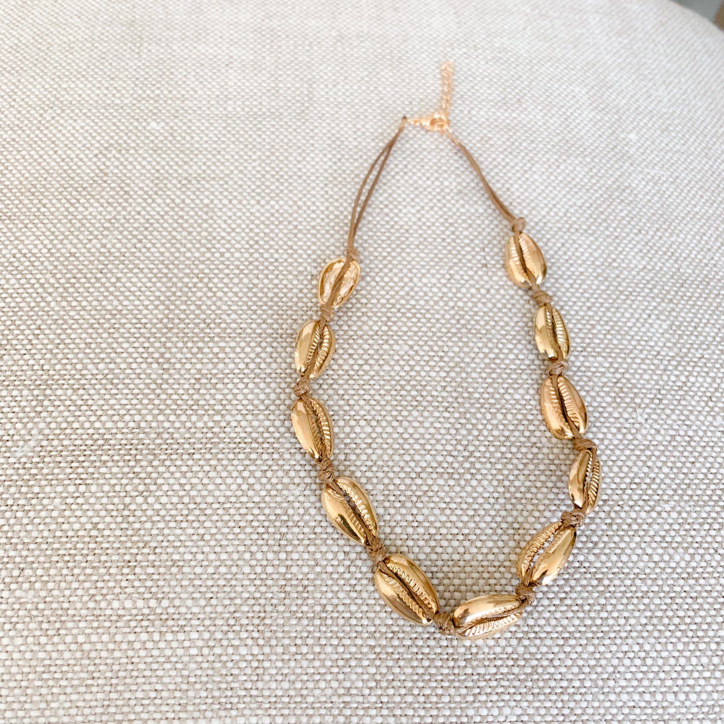 Goldie Necklace - BelleStyle