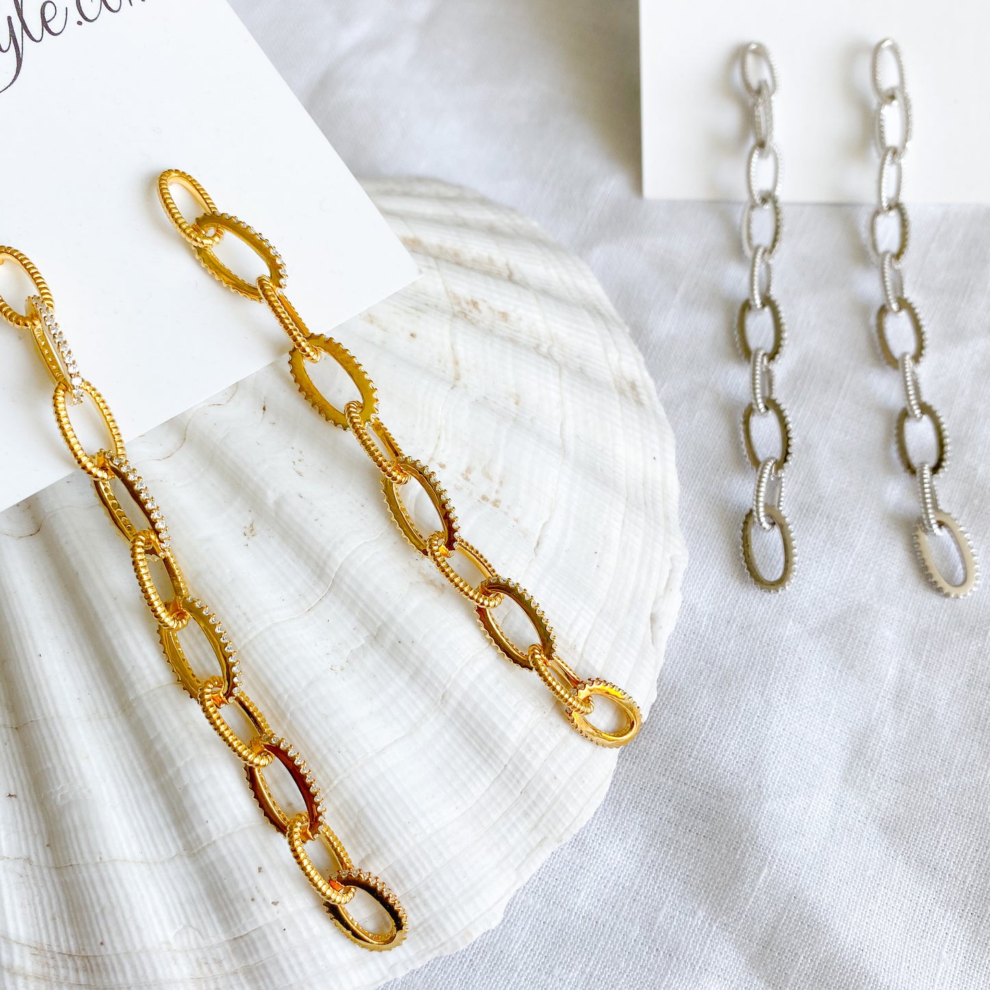 Long Link Statement Earrings - BelleStyle