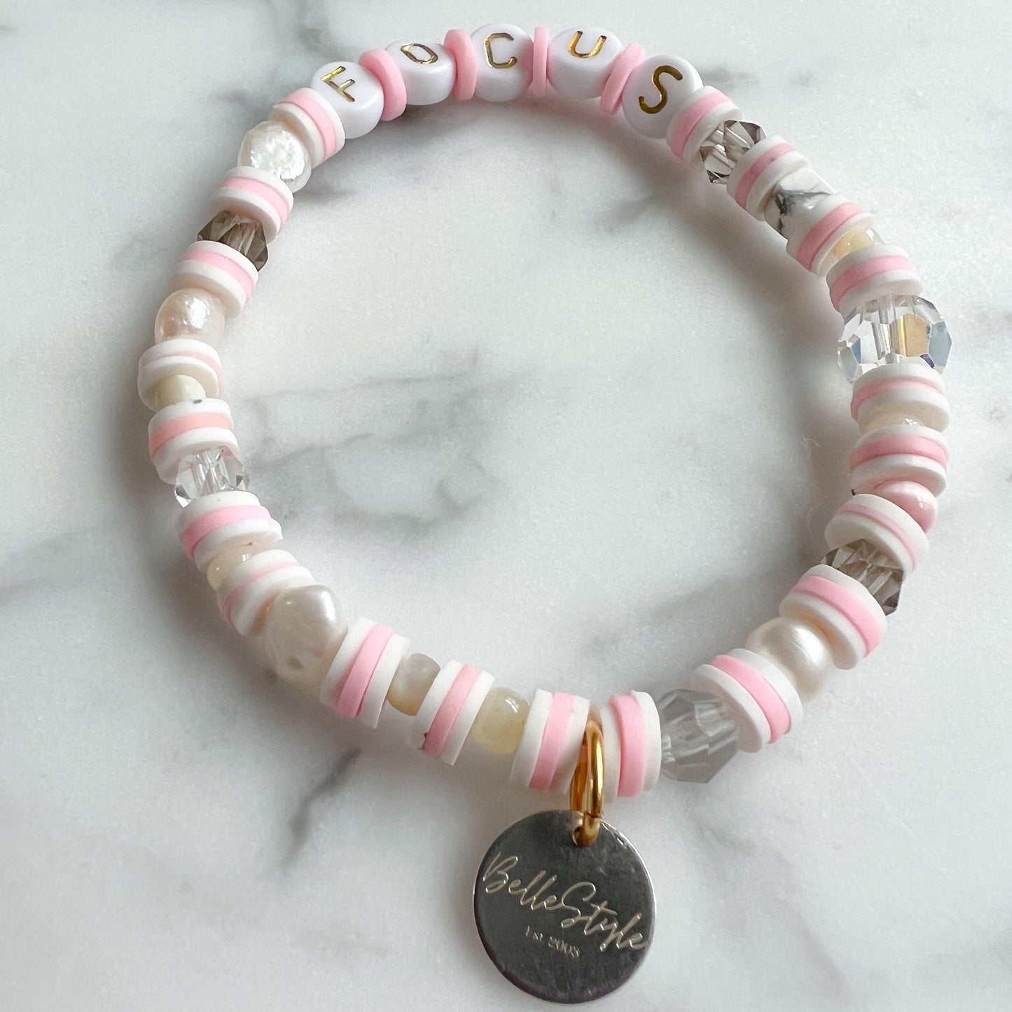 ENERGY Friendship Bracelet Light Pink - BelleStyle