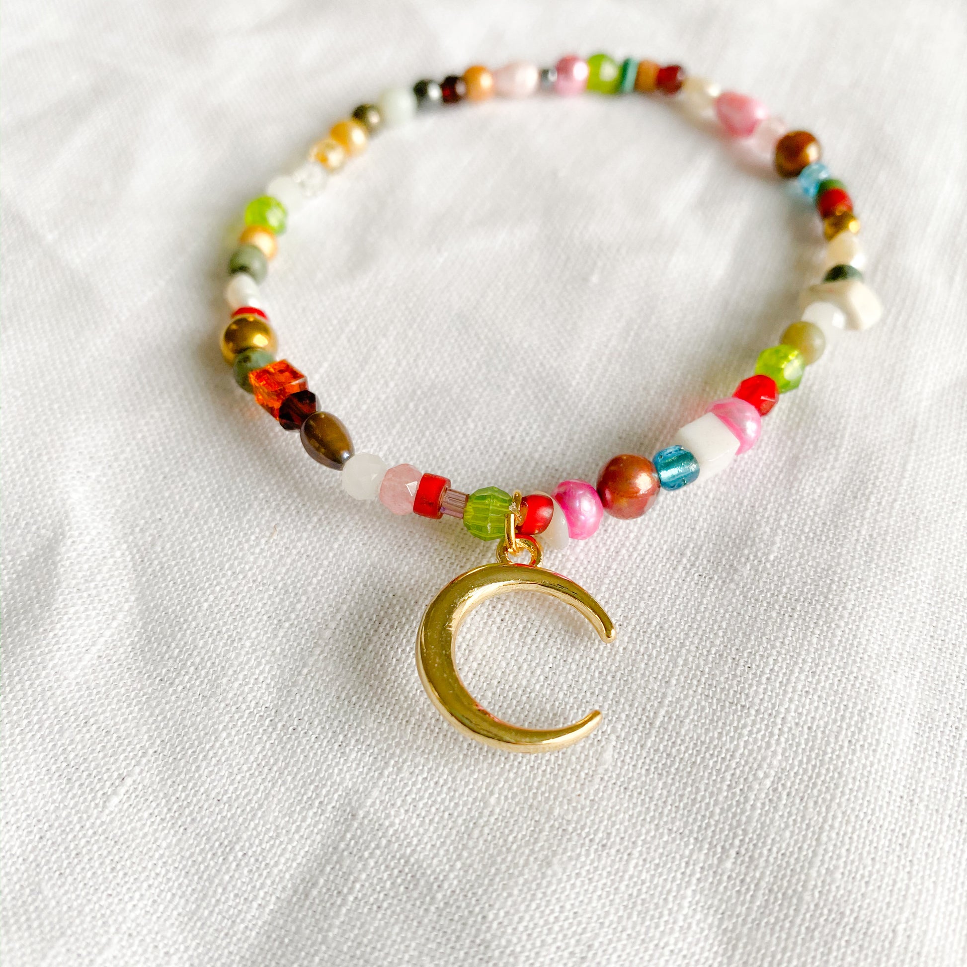 Crescent Moon Bracelet - BelleStyle