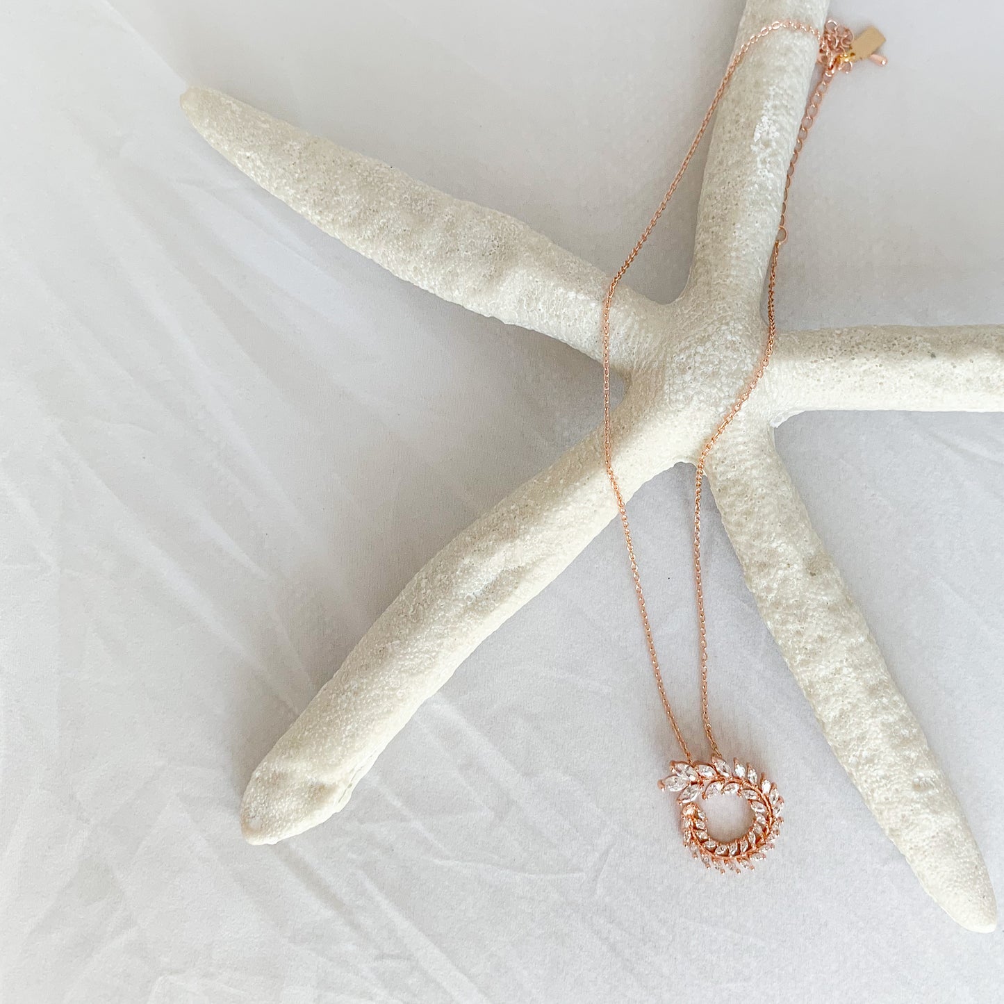 Laurel Necklace - BelleStyle