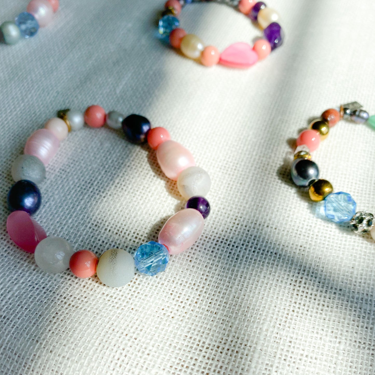 Palmer Pink Freshwater Pearl Bracelet - BelleStyle