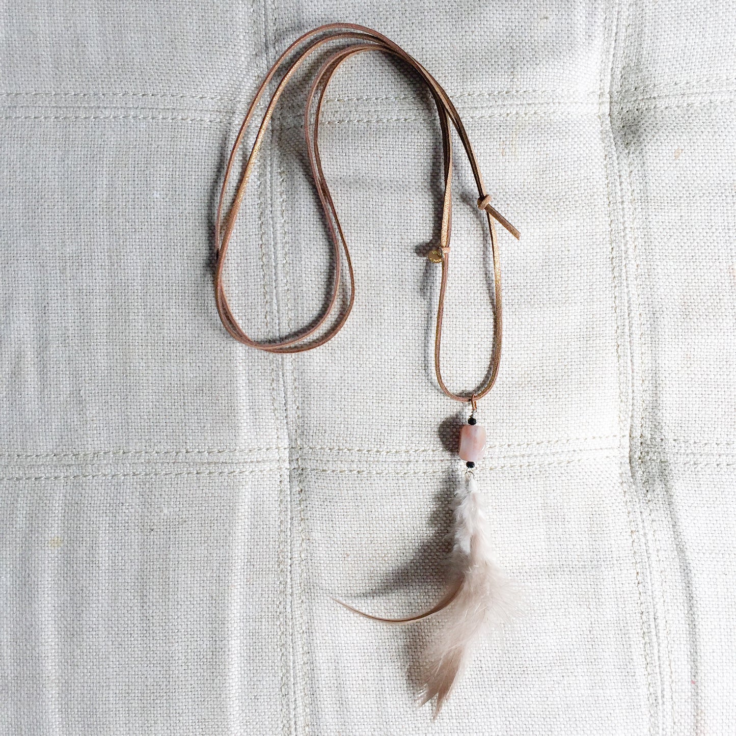 Dove Necklace - BelleStyle