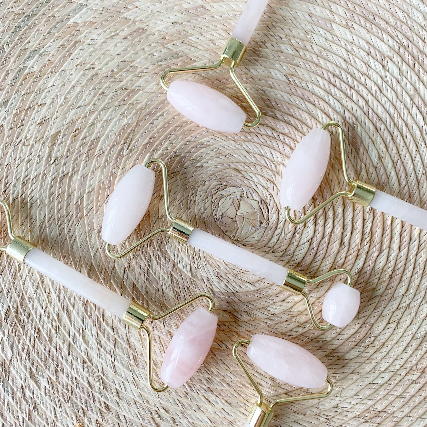 Rose Quartz Roller - BelleStyle