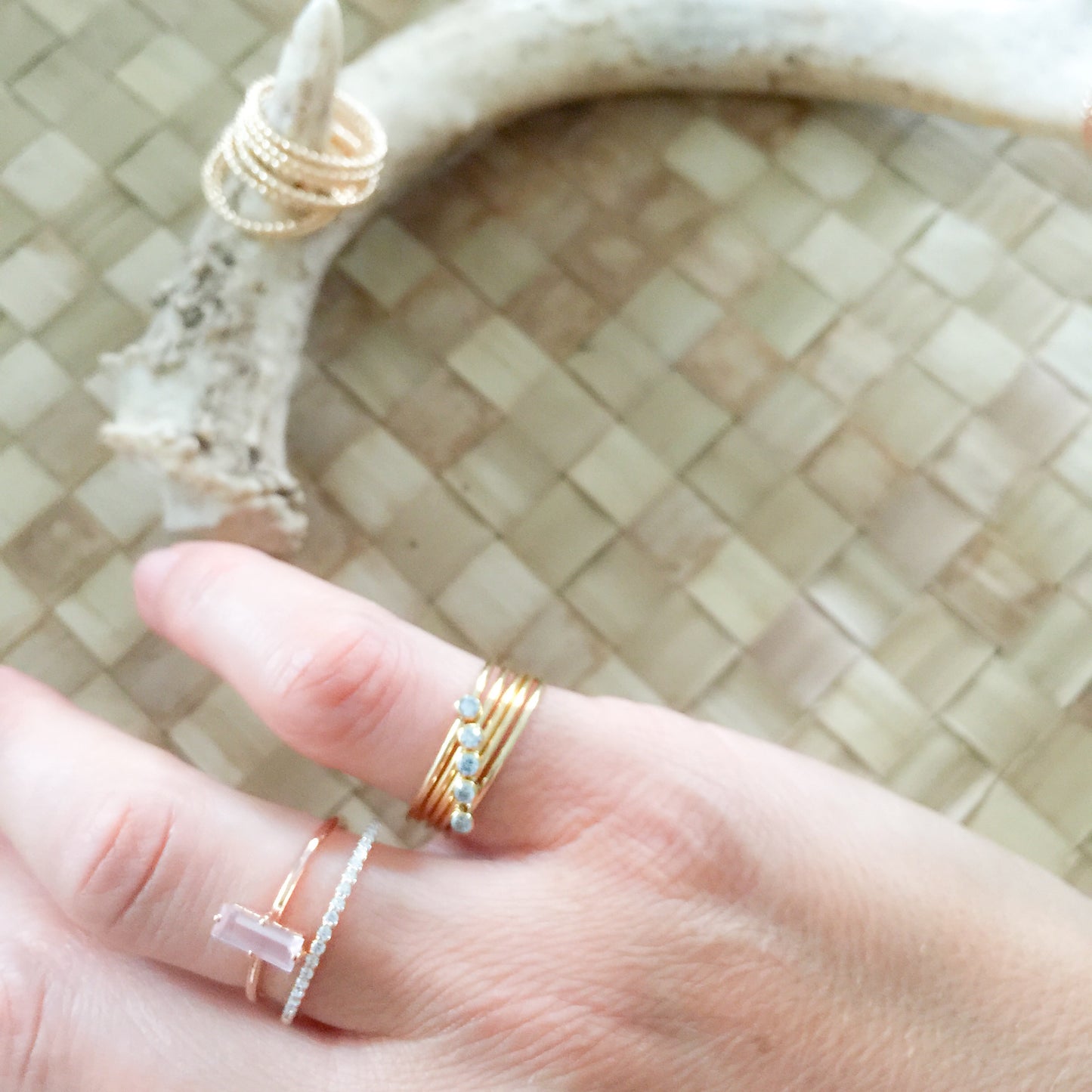 Carter Clear Ring - BelleStyle