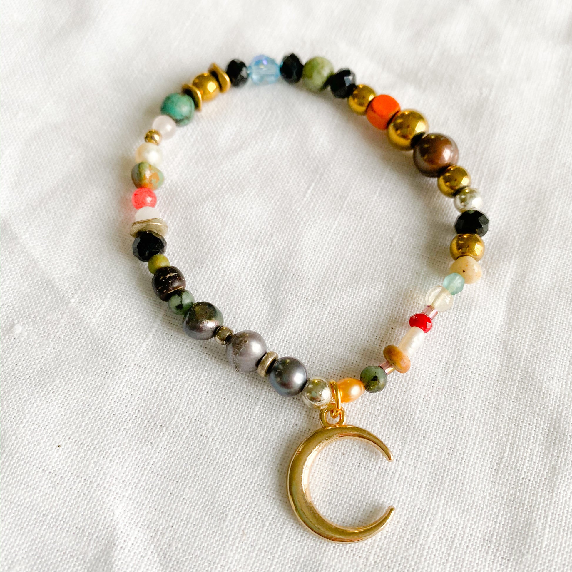 Crescent Moon Bracelet - BelleStyle