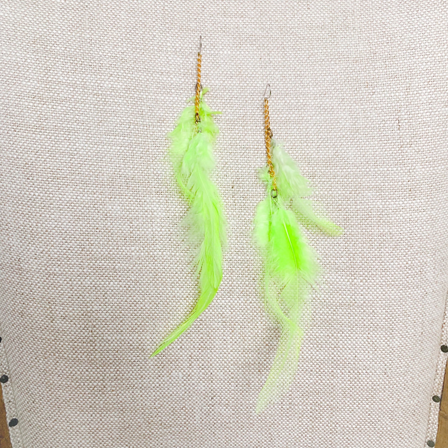 Flock Earrings - BelleStyle