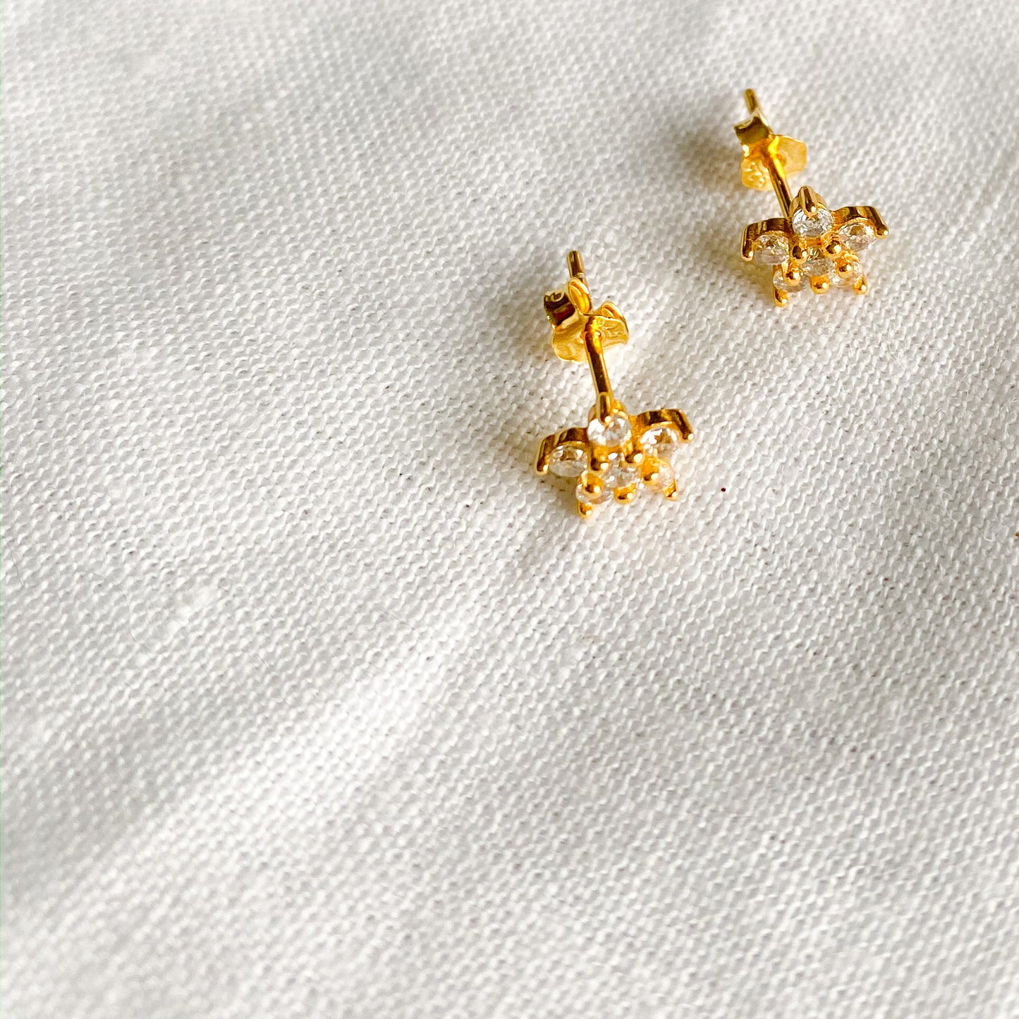 Star Earrings - BelleStyle