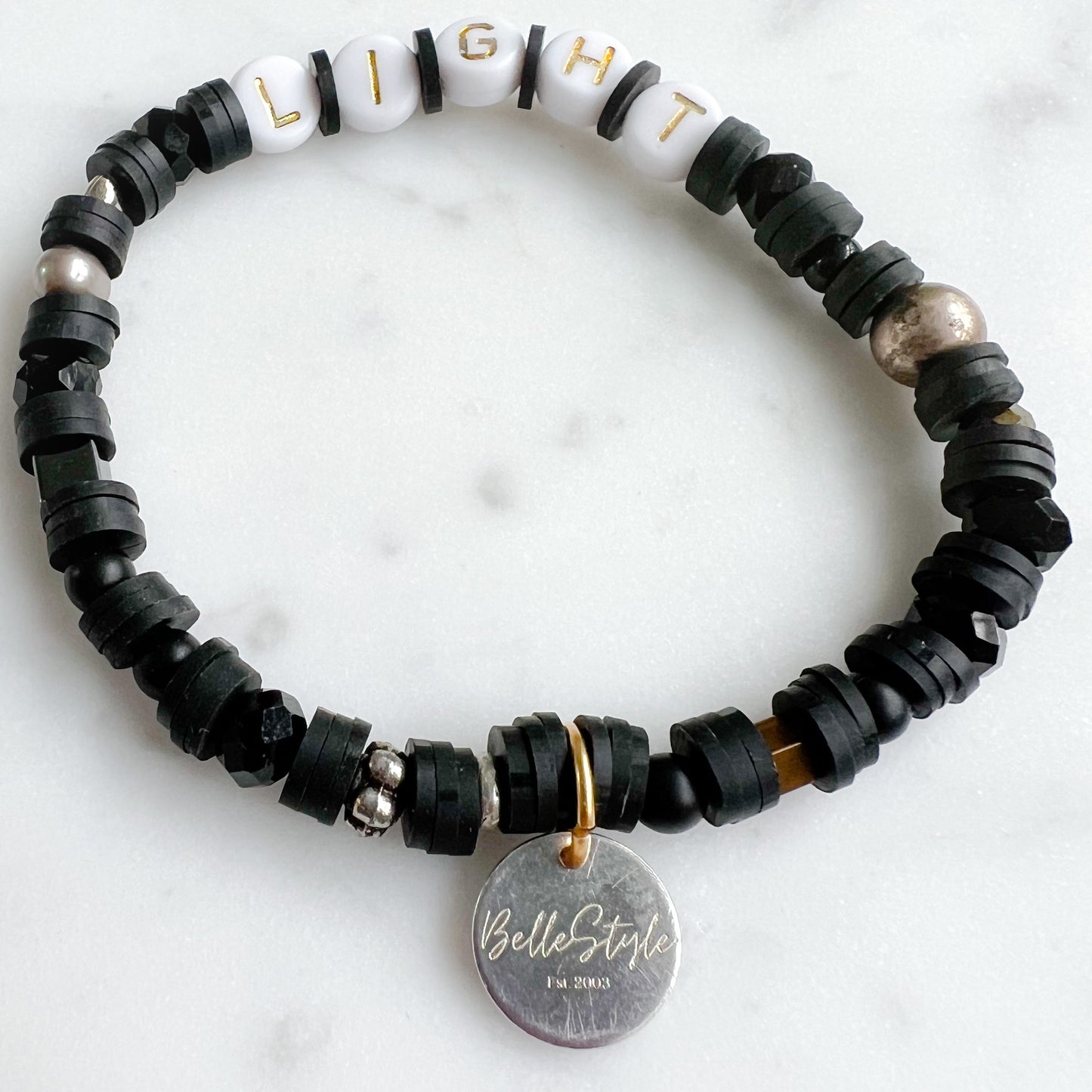 LIGHT Friendship Bracelet Black - BelleStyle