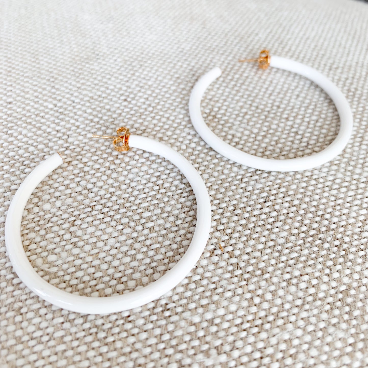 Black & White Hoop Earrings - BelleStyle