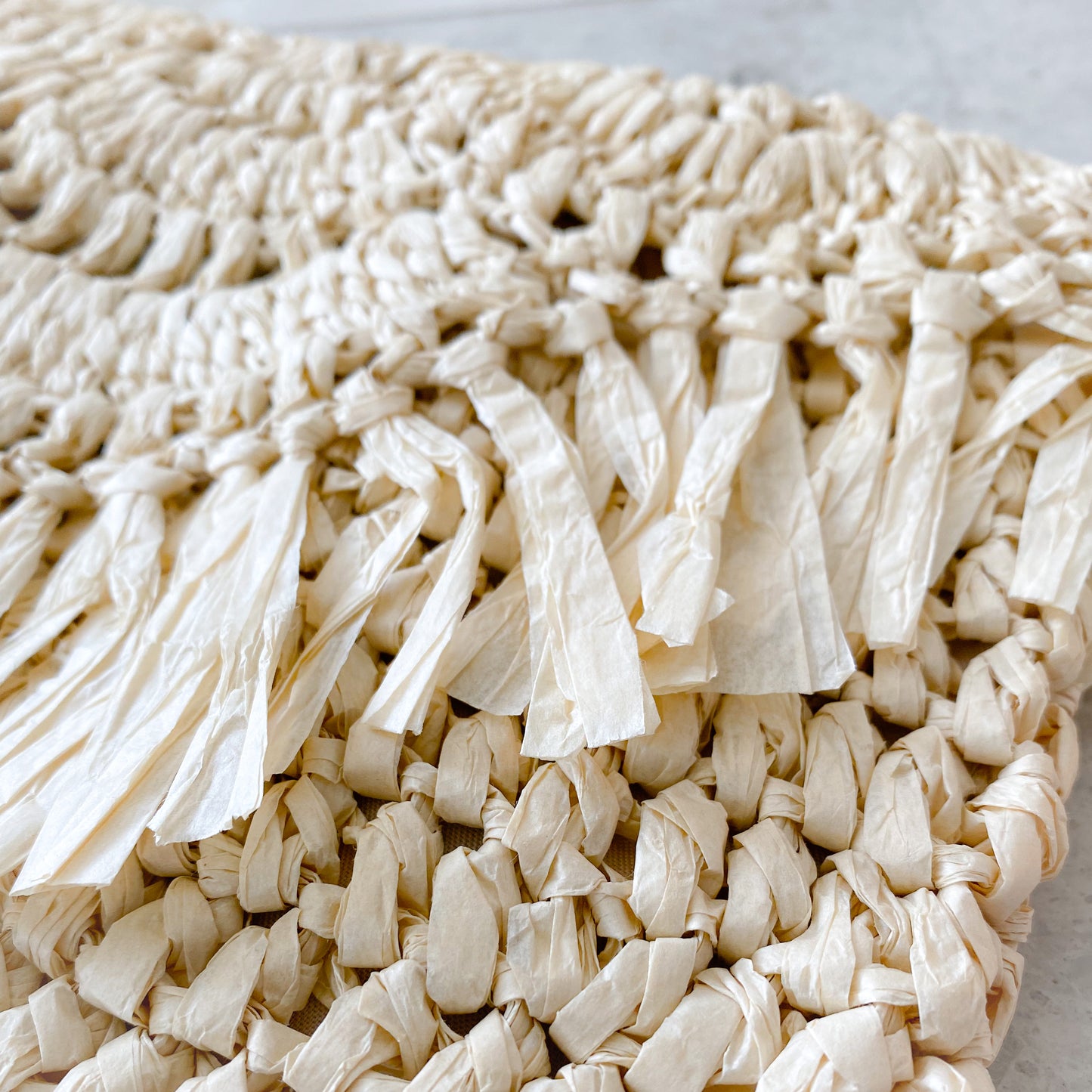 Buttercream Raffia Handbag - BelleStyle