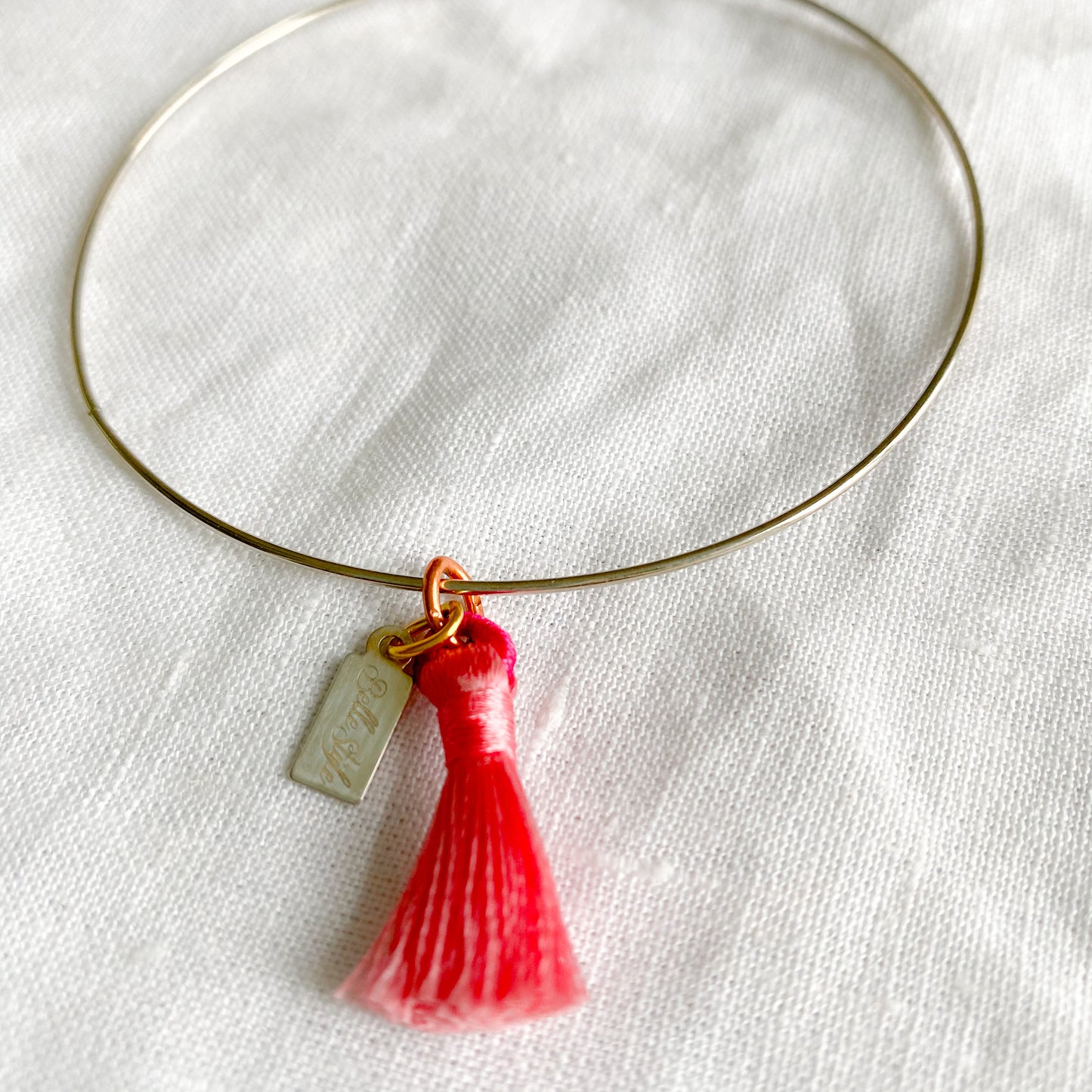 Micro Tassel Bracelet - BelleStyle