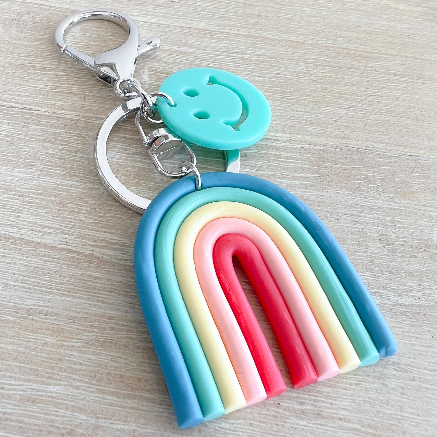 Smiley Rainbow Clip Keychain - Bellestyle