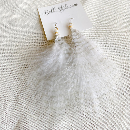 Tiger Feather Earrings - Bellestyle white maribu