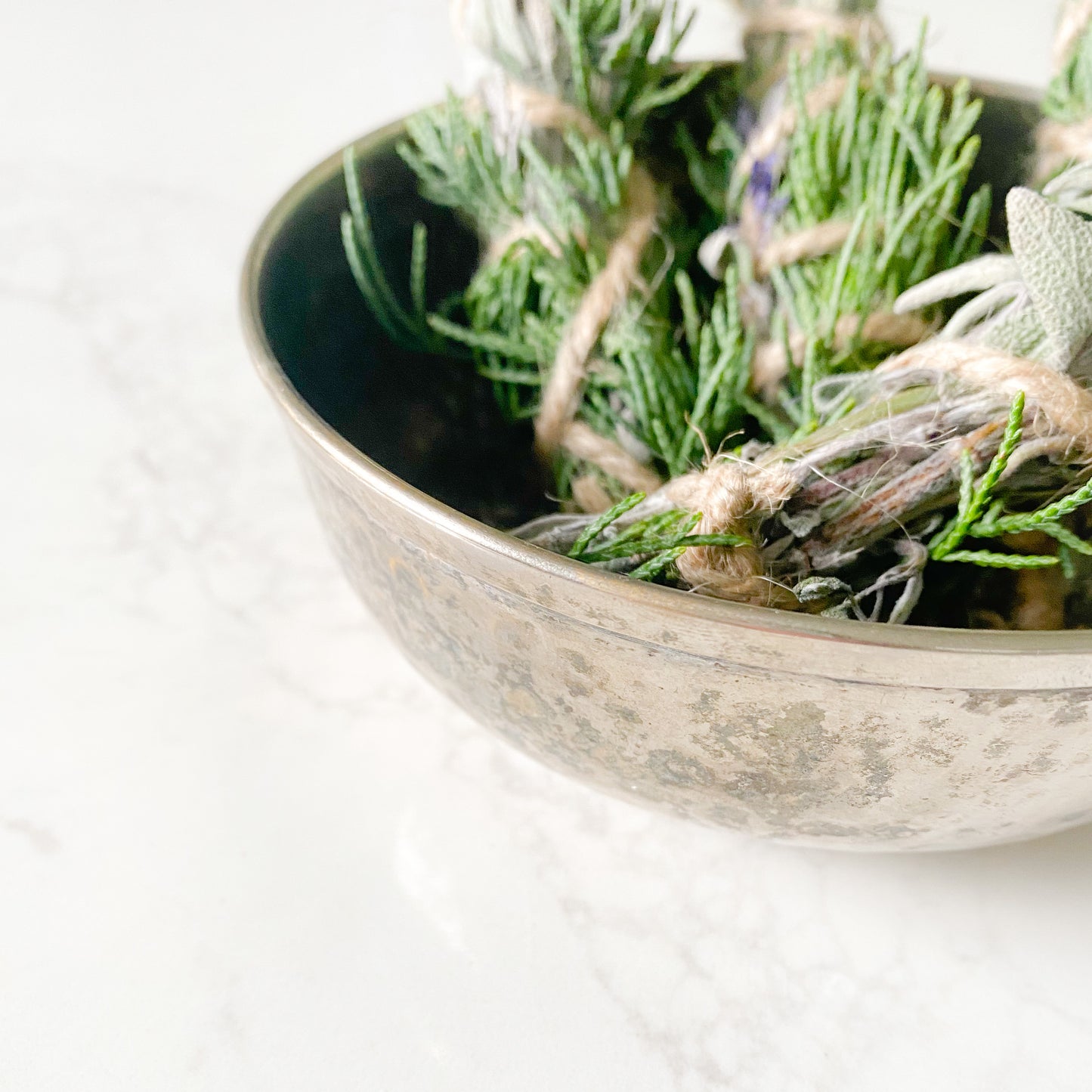 Sustainable Silver Smudge Dish - BelleStyle