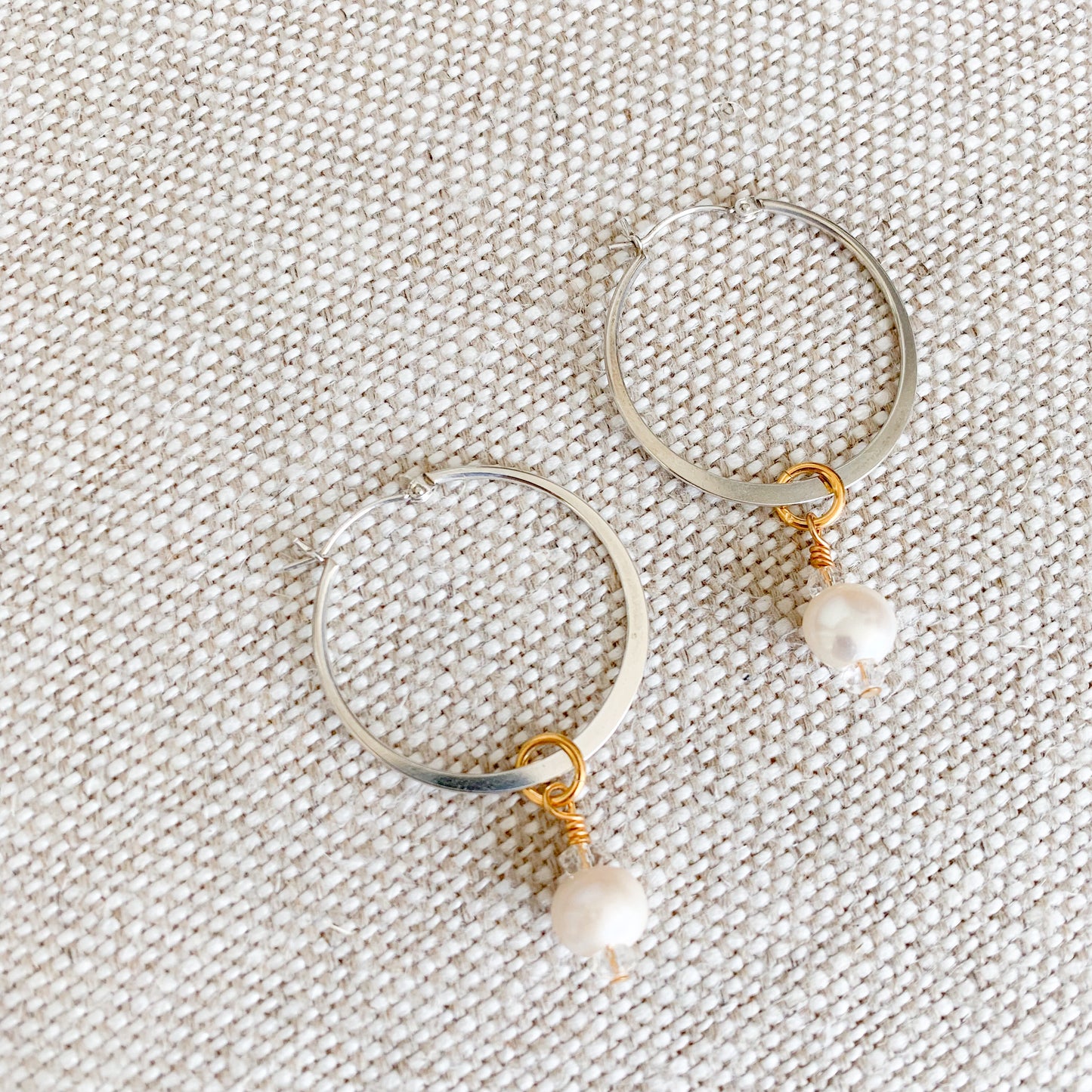 Brio White Pearl Earrings - BelleStyle