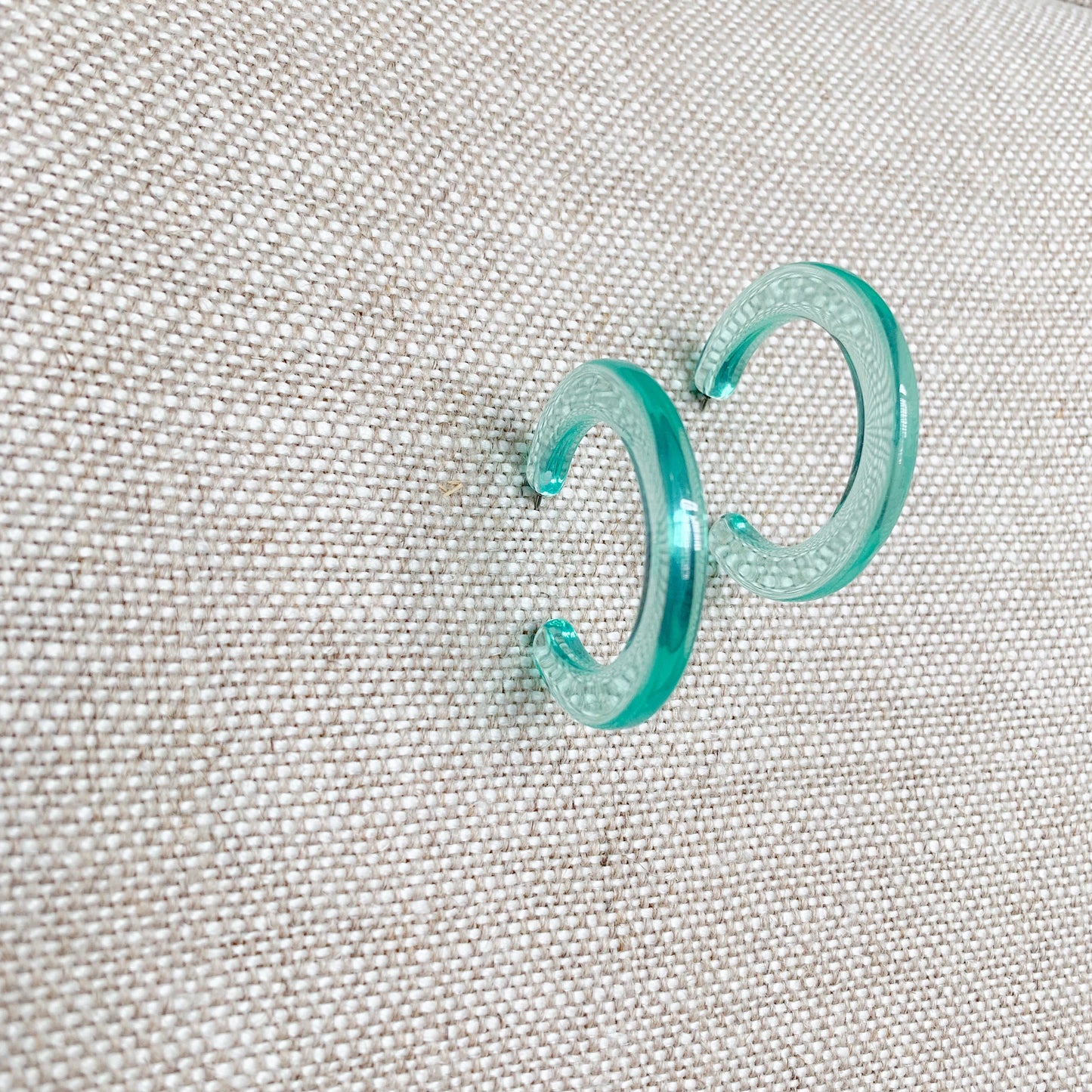 Lucite Dream Earrings - BelleStyle