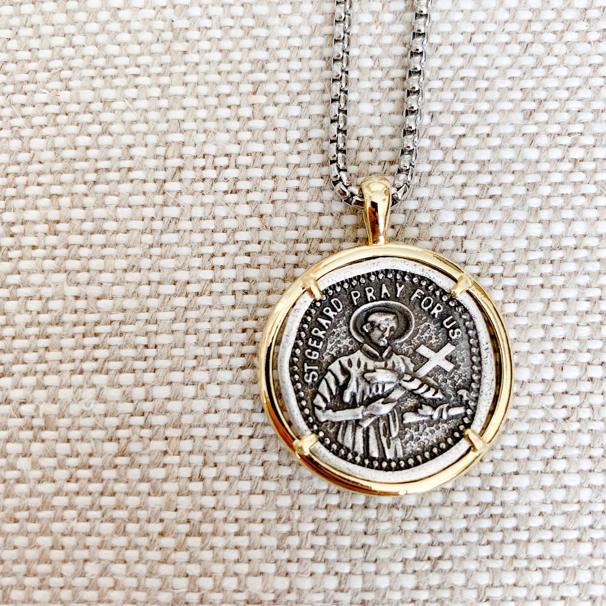 The Saints Necklace - BelleStyle