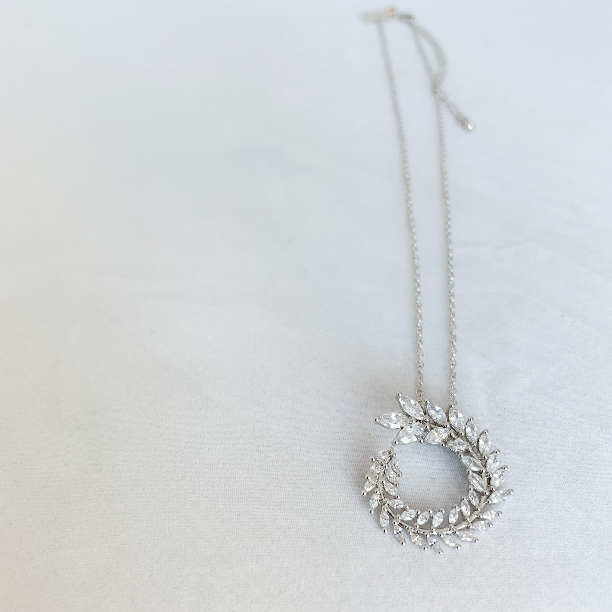 Laurel Necklace - BelleStyle