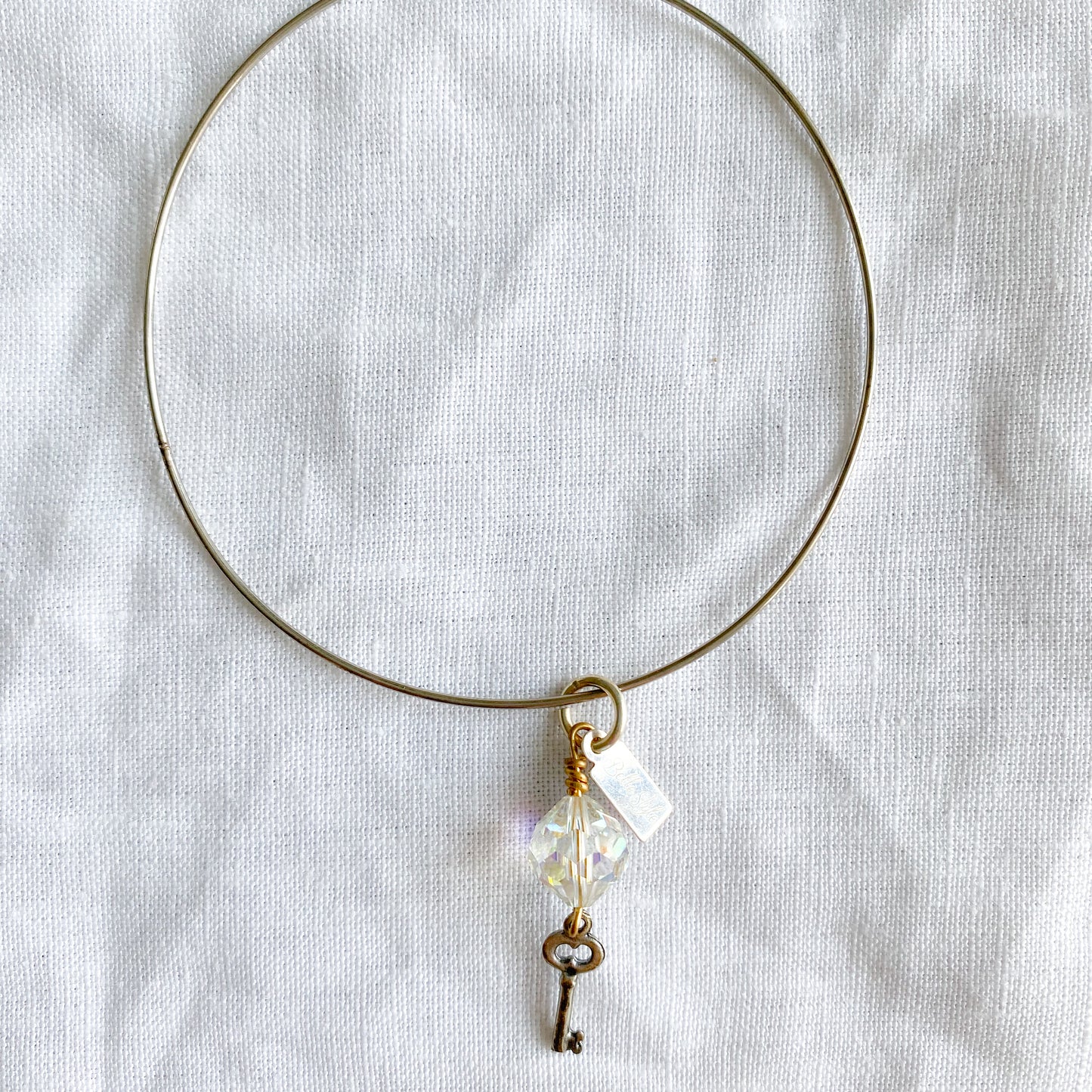 Mini Key Swarovski Silver Bangle - BelleStyle