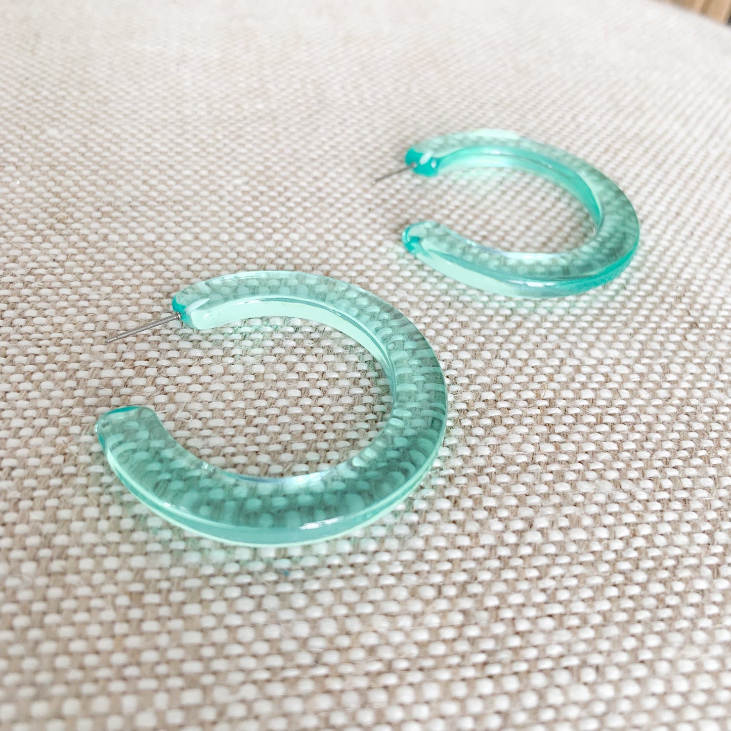 Lucite Dream Earrings - BelleStyle